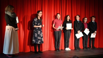 Pravidelné zprávy z gymnázia