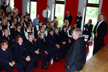 Debatní tým Open Gate vítězem národní soutěže Debatní liga  v české i anglické části